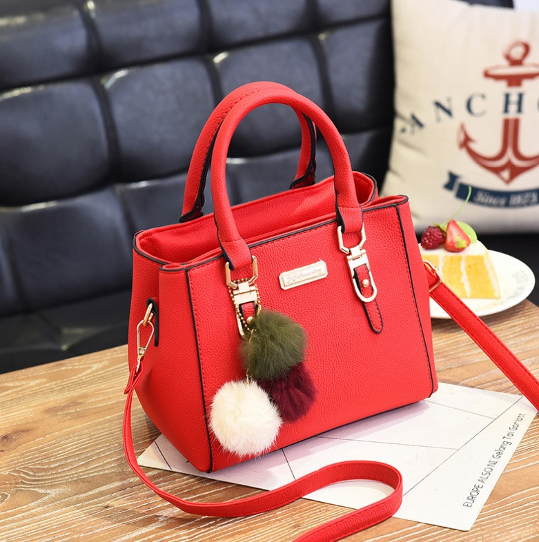 Жіноча міні-сумочка на плече з екошкіри (Червона)