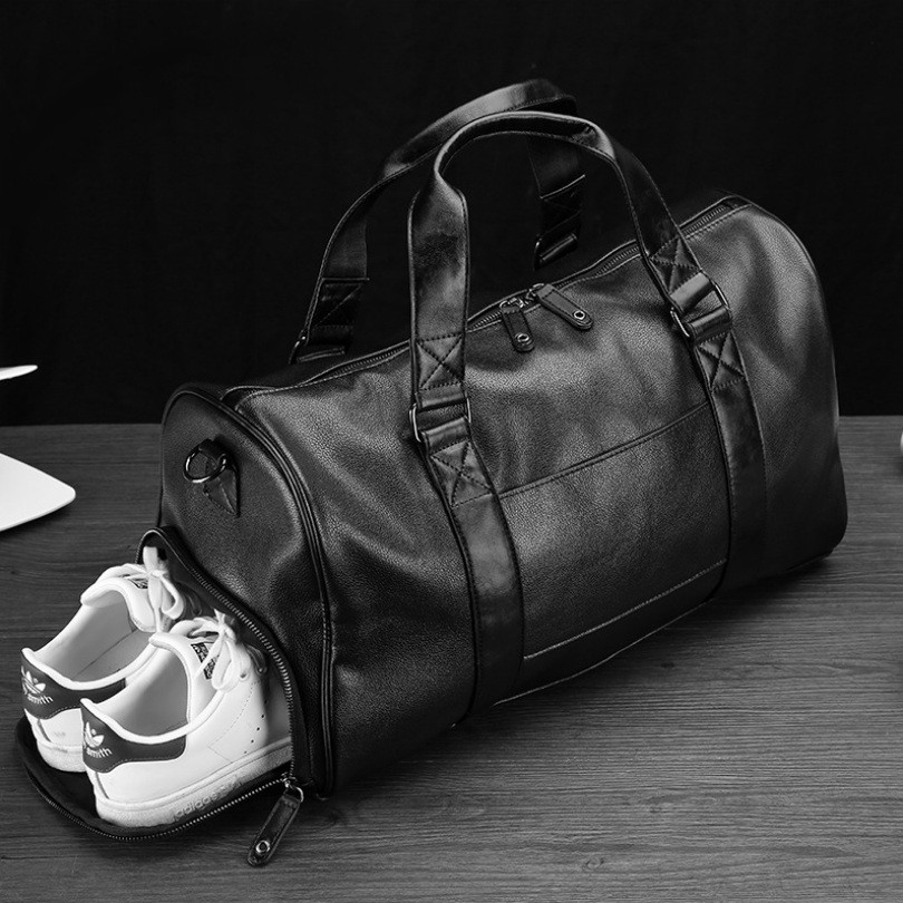 Чоловіча велика сумка міська, сумка для спортзалу з екошкіри (Чорна)