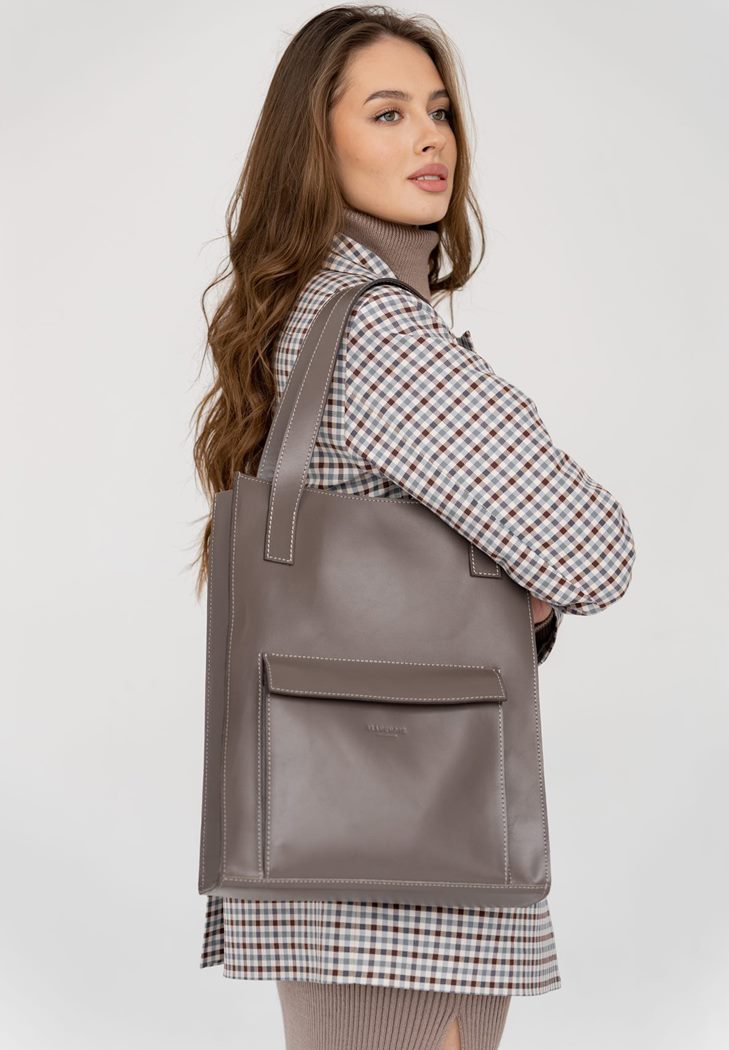 Шкіряна жіноча сумка-шоппер на плече з кешенею краст (Темно-бежева)