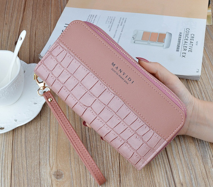 Стильний жіночий гаманець клатч на блискавці MANYIDI в стилі рептилії Рожевий