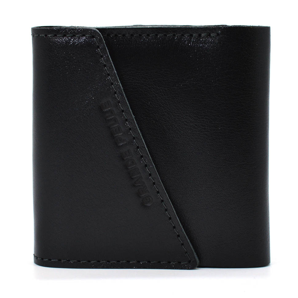 Шкіряне портмоне чорне глянсове Grande Pelle 910610 з монетницею