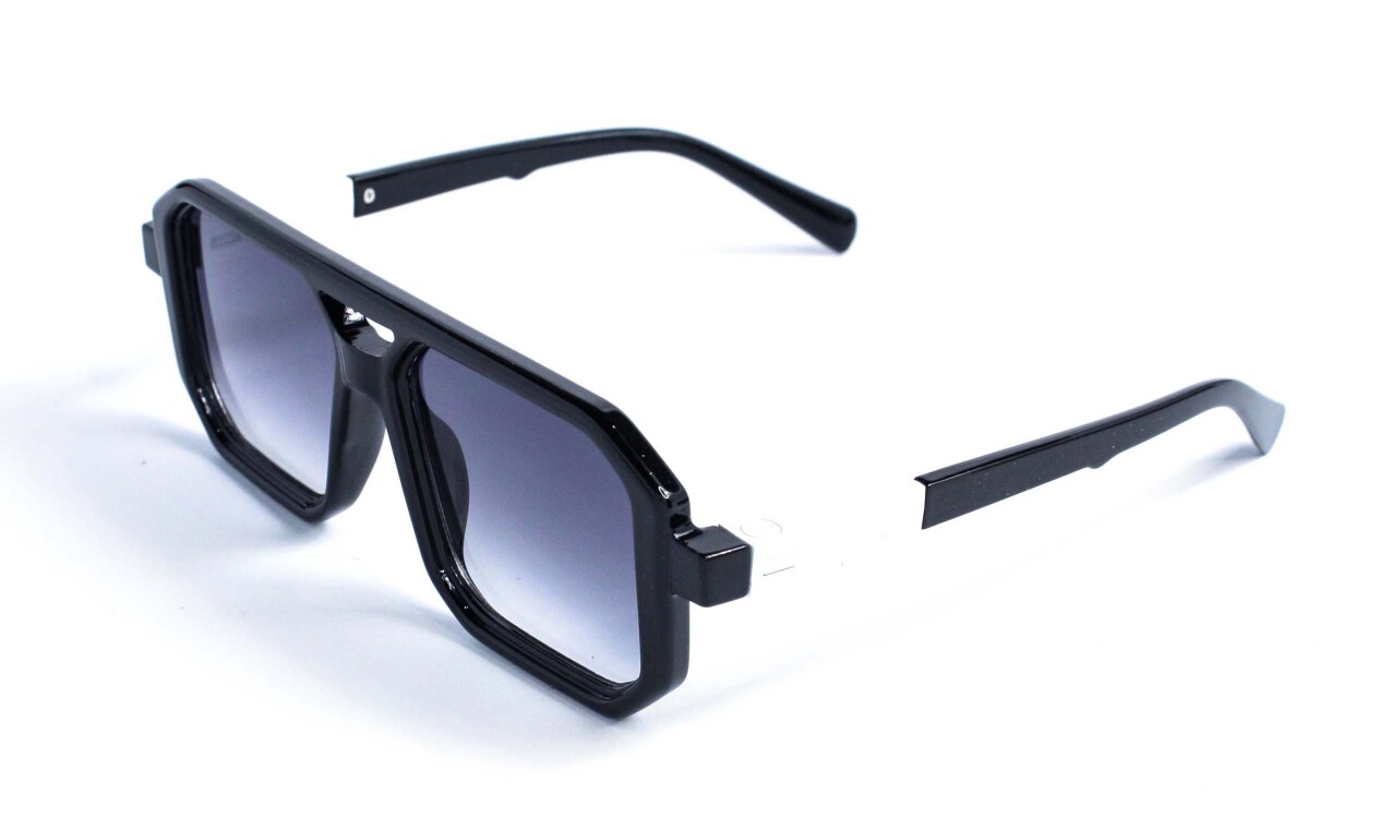 Сонцезахисні окуляри Модель m6125