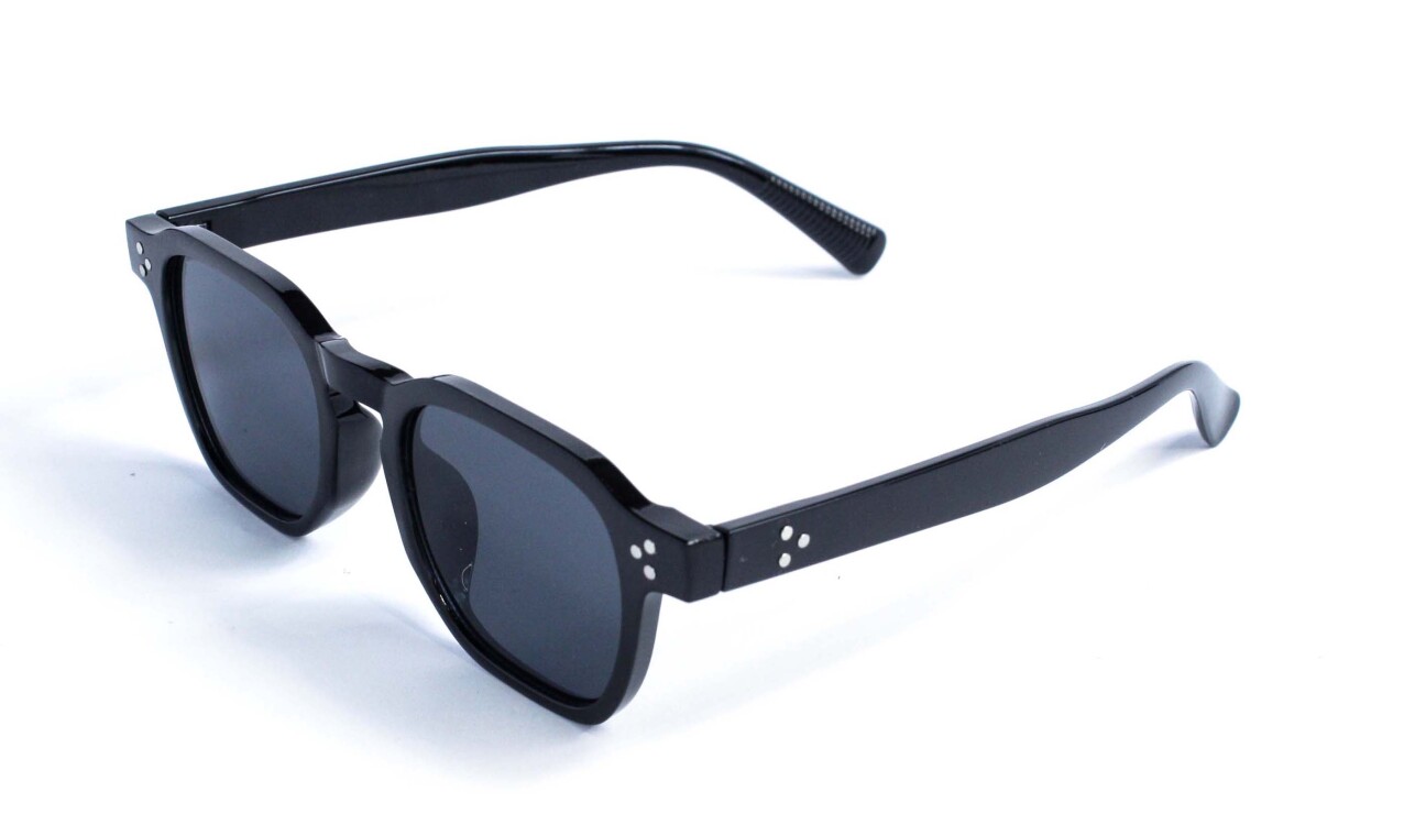 Окуляри сонцезахисні стильні чорні Модель 3797-bl
