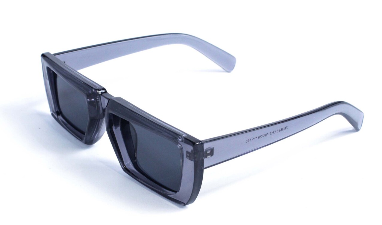 Квадратні окуляри сонцезахисні жіночі сірі з чорною лінзою Модель 3695