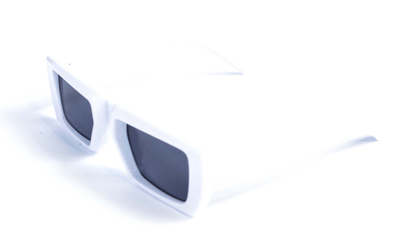 Квадратні окуляри сонцезахисні жіночі білі з чорною лінзою Модель 3695-white