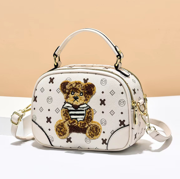 Дитяча міні сумочка з ведмедиком, маленька сумка для дівчаток з ведмедем на плече Білий
